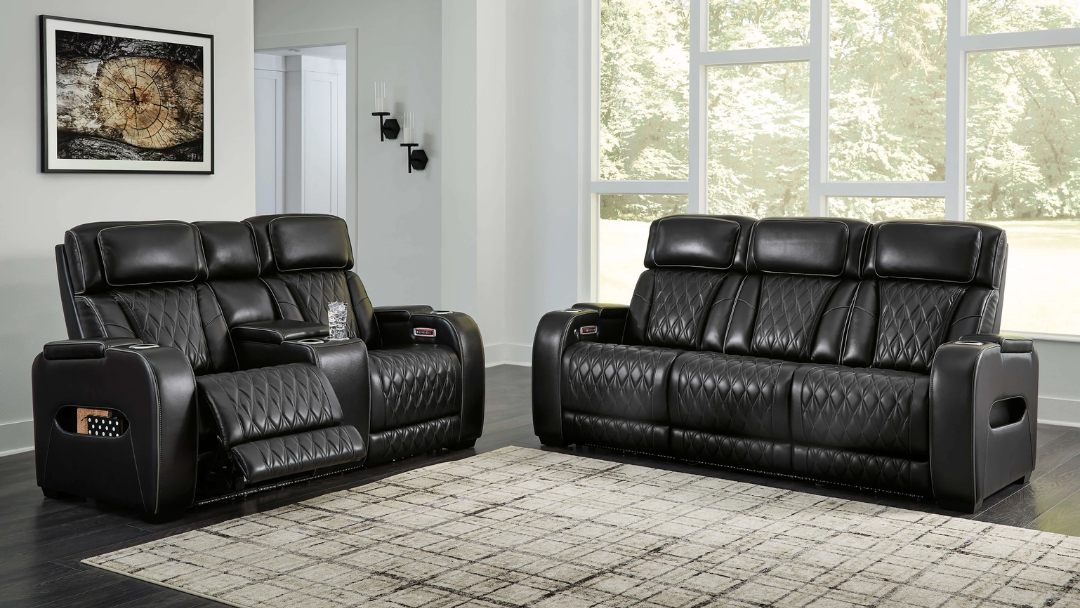 Fabric vs. Leather: Which Sofa Material is Right for You?